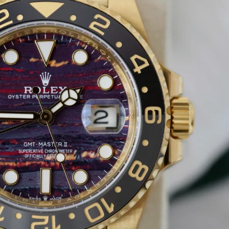 Superclone Rolex GMT-Master II 40 mm 126718GRNR Tiger Iron Dial - Image 6
