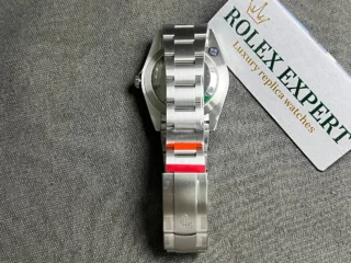 Superclone Rolex Oyster Perpetual 277200 Pistachio Dial Angle Detail