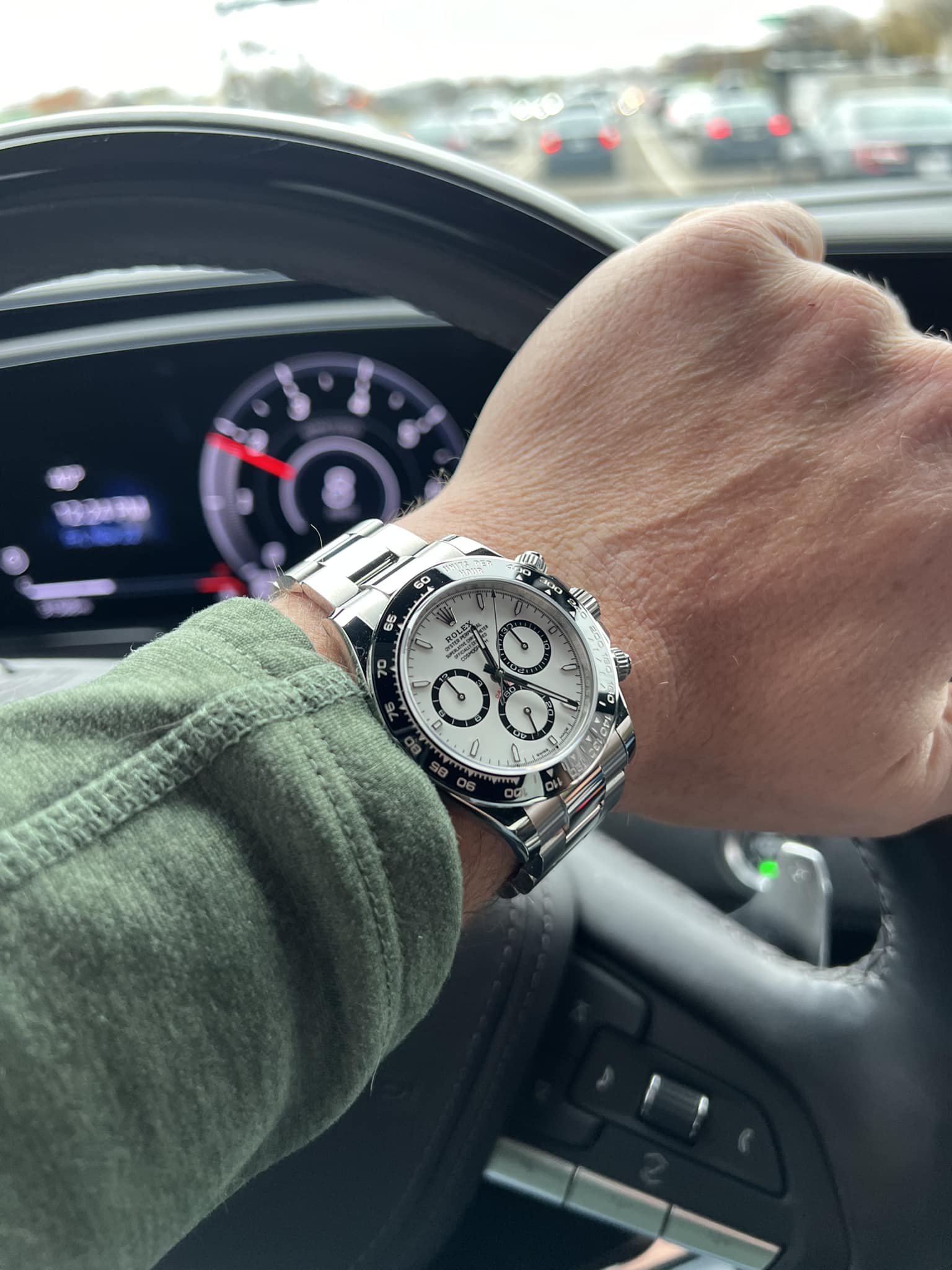 Superclone Rolex Daytona "Panda" 40 mm White Dial 126500LN photo review
