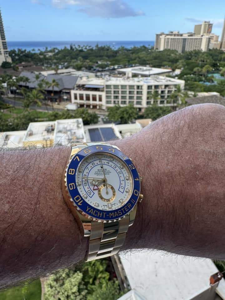 Click to view full screen Rolex Yacht-Master 44mm White Dial 622271 photo review