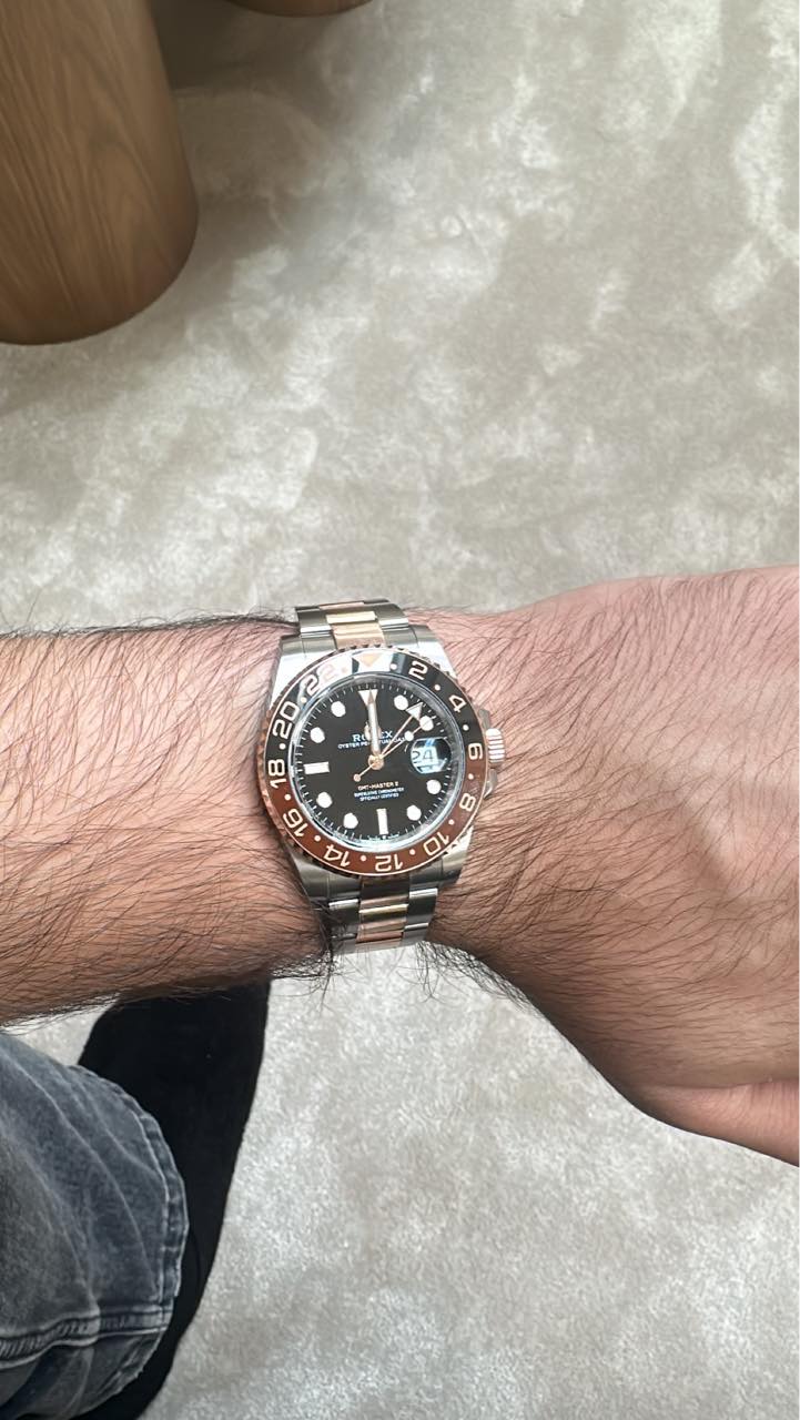Click to view full screen Beautiful superclone Rolex Rootbeer on wrist