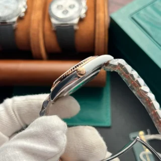 Superclone Rolex Datejust Chocolate Dial 126331 Jubilee Close-Up Focus