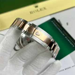 Superclone Rolex Datejust Chocolate Dial 126331 Oyster Perspective View
