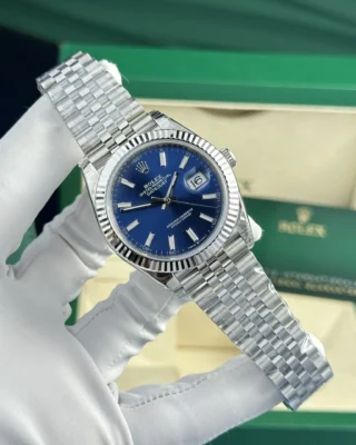 Superclone Rolex Datejust Blue Dial 126334 Jubilee Close-Up Focus