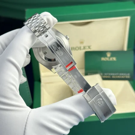 Superclone Rolex Datejust 41mm Green Dial 126334 Jubilee - Image 10