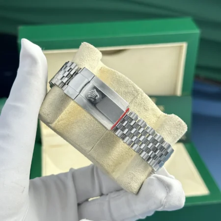 Superclone Rolex Datejust 41mm Green Dial 126334 Jubilee - Image 11