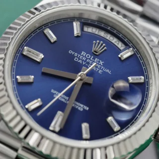 Replica Rolex Day-Date Blue Fluted Bezel Presidential Bracelet