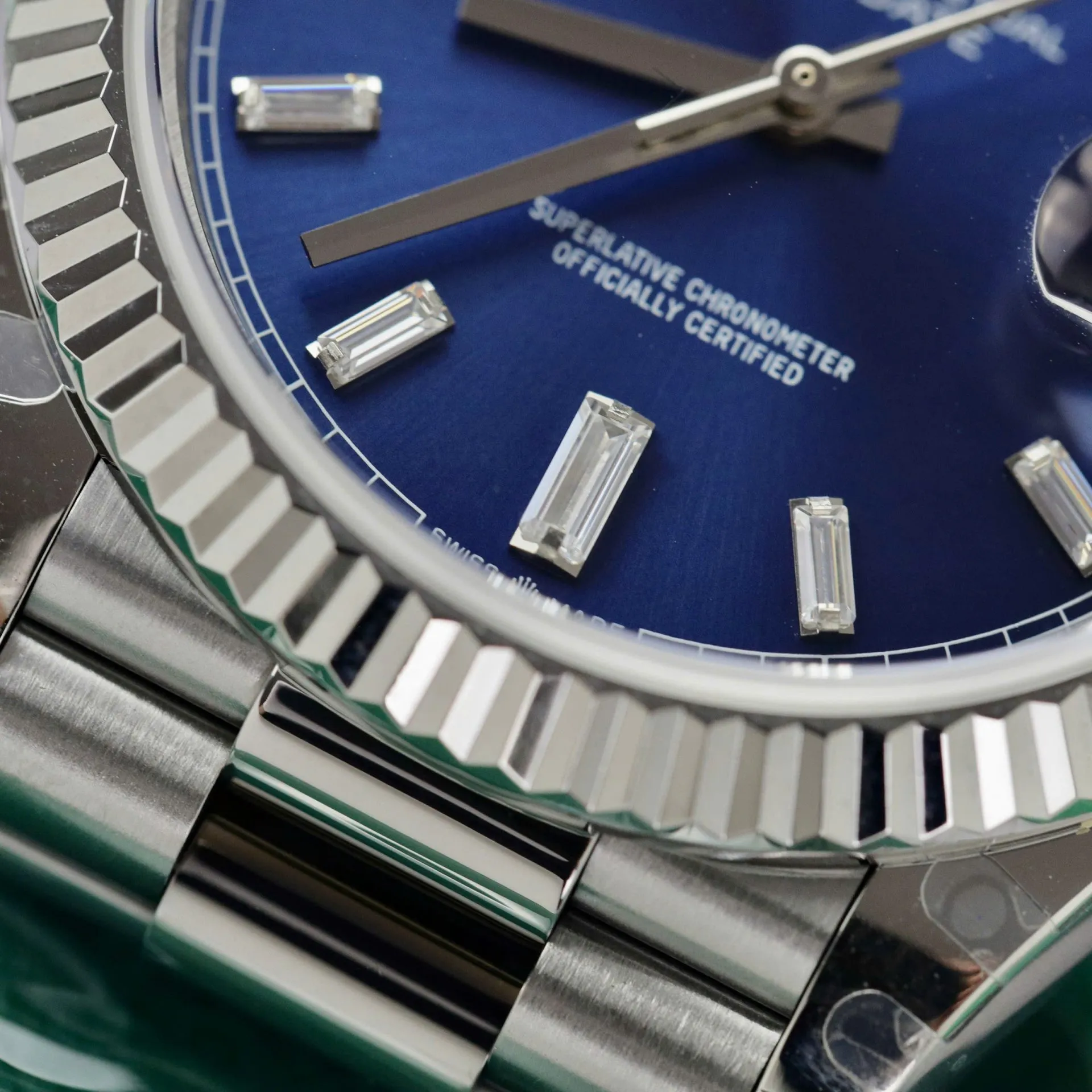 Replica Rolex Day-Date Blue Fluted Bezel Presidential Bracelet