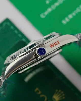Replica Rolex Day-Date Blue Fluted Bezel Presidential Bracelet