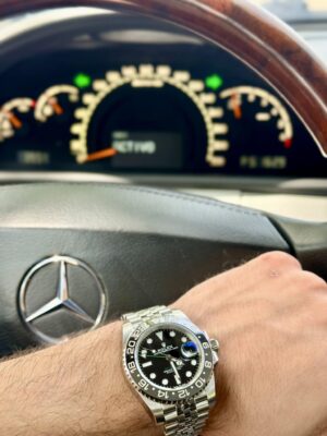 Click to view full screen Superclone Rolex GMT-Master II 126710GRNR "Bruce Wayne" Jubilee 2024 photo review