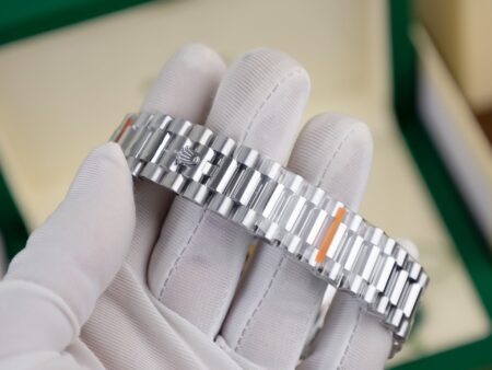Superclone Rolex Day-Date Blue Ombré Dial 228239-0076 40 mm - Image 8