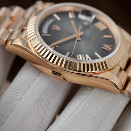 Superclone Rolex Day-Date Slate Ombré Dial 228235-0055 40 mm - Image 7