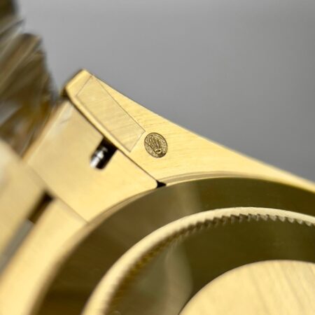 Superclone Rolex Day-Date Bright Black Diamond Dial 228238-0004 40 mm - Image 9
