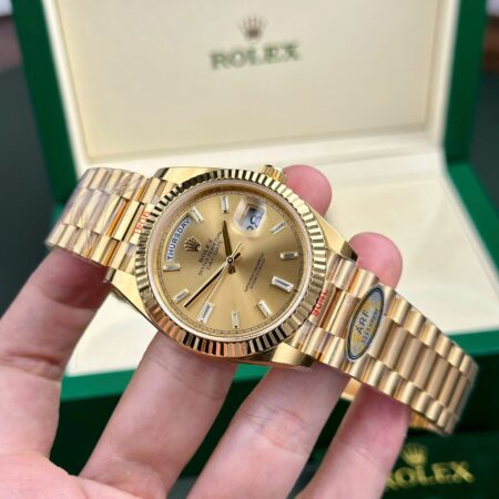 Superclone Rolex Day-Date Champagne Diamond Dial 228238-0005 40 mm - Image 4