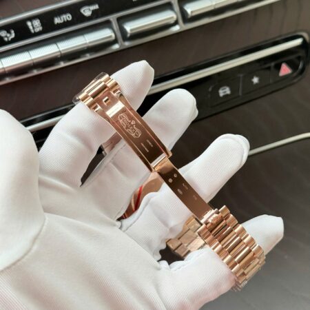 Superclone Rolex Day-Date Chocolate Diamond Dial 228235-0003 40 mm - Image 10