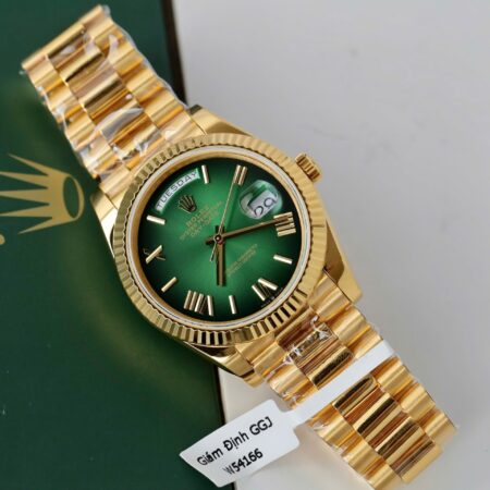 Superclone Rolex Day-Date Green Dial 228238-0061 40 mm - Image 2