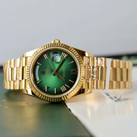 Superclone Rolex Day-Date Green Dial 228238-0061 40 mm - Image 4