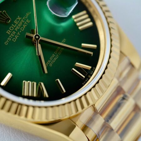 Superclone Rolex Day-Date Green Dial 228238-0061 40 mm - Image 6