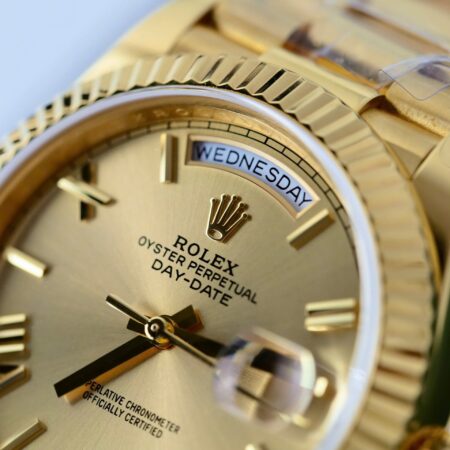 Superclone Rolex Day-Date Roman Champagne Dial 228238 40 mm - Image 5