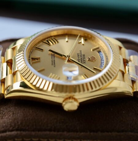 Superclone Rolex Day-Date Roman Champagne Dial 228238 40 mm - Image 7