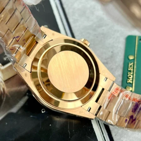 Superclone Rolex Day-Date Olive Dial 228235 40 mm - Image 5