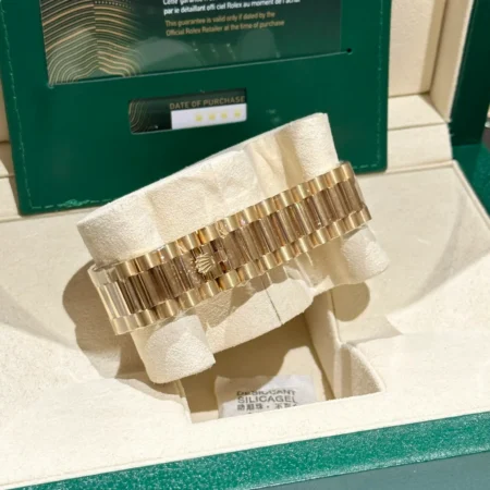 Replica Rolex Champagne Dial Diamond Bezel Gold presidential Bracelet