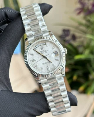 Replica Rolex Day-Date Meteorite Dial Fluted Bezel Presidential Bracelet