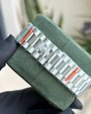 Replica Rolex Day-Date Meteorite Dial Fluted Bezel Presidential Bracelet