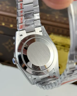 Replica Rolex Day Date White Dial Fluted Bezel Presidential Bracelet