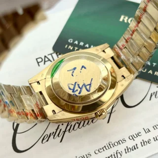 Replica Day Date Silver Dial Fluted Bezel Presidential Bracelet