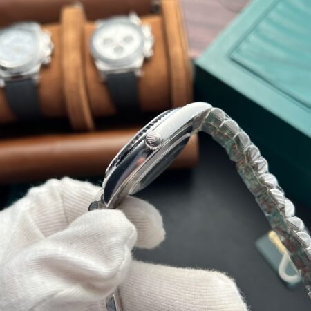 Superclone Rolex Datejust Silver Dial 126334-0004 41 mm - Image 5