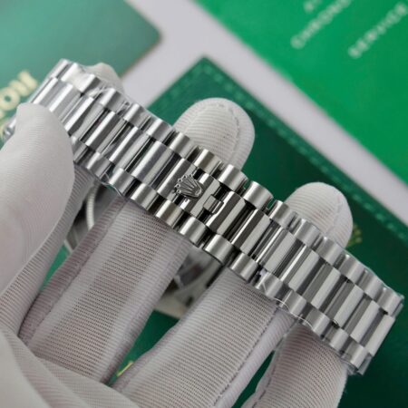 Superclone Rolex Day-Date Bright Blue Diamond Dial 128239-0069 36 mm - Image 10
