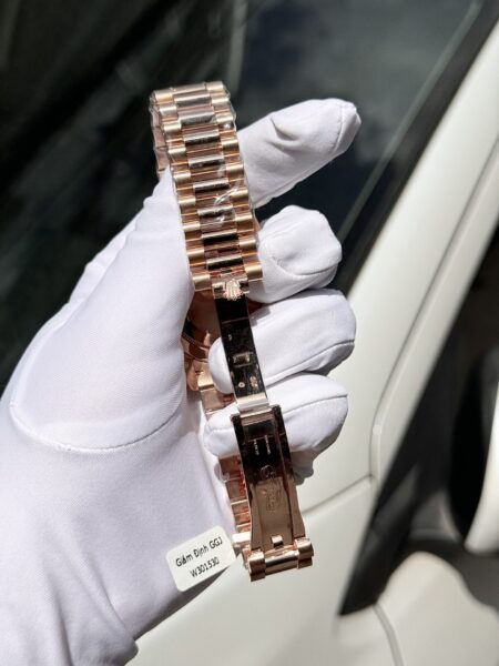 Superclone Rolex Day-Date Diamond-Paved Dial 128235-0039 36 mm - Image 7