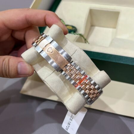 Superclone Rolex Datejust Mother of Pearl Dial 126231-0021 36 mm - Image 9