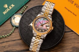 Replica Rolex Datejus Black Pearl Dial Fluted Bezel Two Toned Jubilee Bracelet