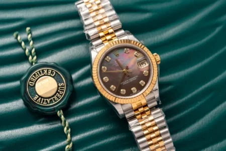 Replica Rolex Datejus Black Pearl Dial Fluted Bezel Two Toned Jubilee Bracelet