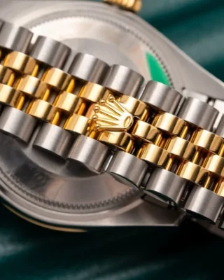 Replica Rolex Datejus Black Pearl Dial Fluted Bezel Two Toned Jubilee Bracelet