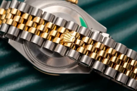 Replica Rolex Datejus Black Pearl Dial Fluted Bezel Two Toned Jubilee Bracelet