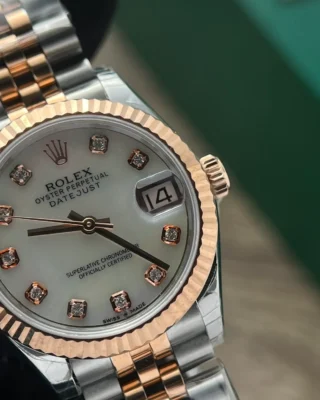 Replica Rolex Datejust Pearl Dial Fluted Bezel Two Toned Rose Gold Jubilee Bracelet