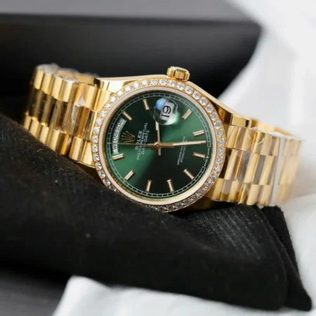 Replica Rolex Day-Date Green Dial Diamond Bezel Gold Presidential Bracelet