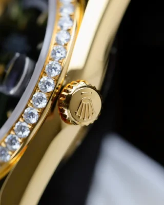 Replica Rolex Day-Date Green Dial Diamond Bezel Gold Presidential Bracelet