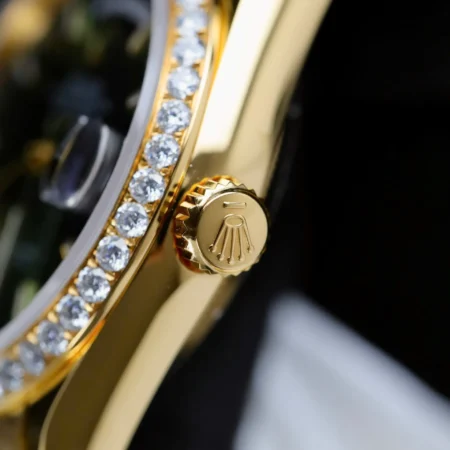 Replica Rolex Day-Date Green Dial Diamond Bezel Gold Presidential Bracelet