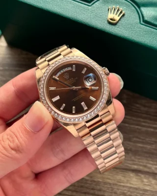 Replica Rolex Day-Date Chocolate Ombre Dial Diamond Bezel Rose Gold Presidential Bracelet