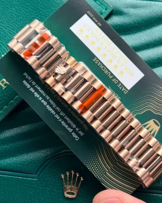 Replica Rolex Day-Date Chocolate Ombre Dial Diamond Bezel Rose Gold Presidential Bracelet