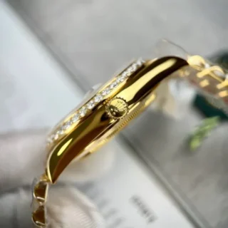 Replica Rolex Day-Date Champagne Dial Diamond Bezel Gold Presidential Dial