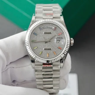 Replica Day Date Diamond Dial Diamond Bezel Presidential Bracelet