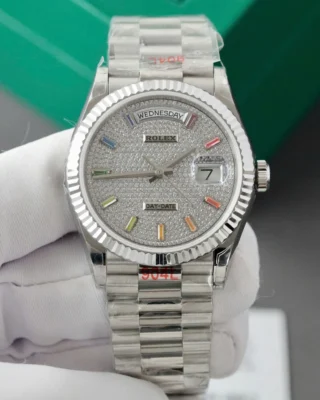 Replica Day Date Diamond Dial Diamond Bezel Presidential Bracelet