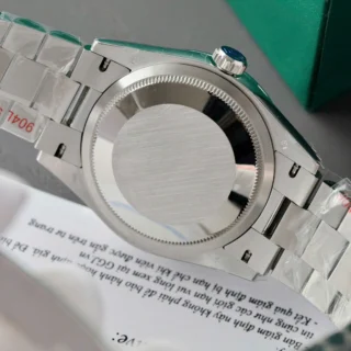 Replica Day Date Diamond Dial Diamond Bezel Presidential Bracelet