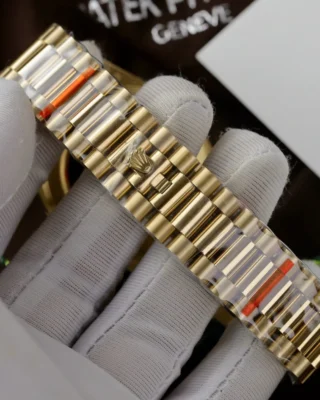 Replica Day-Date Green Ombre Dial Fluted Bezel Yellow Presidential Bracelet