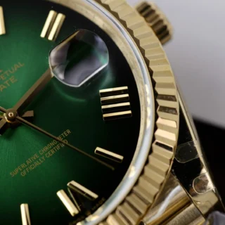 Replica Day-Date Green Ombre Dial Fluted Bezel Yellow Presidential Bracelet
